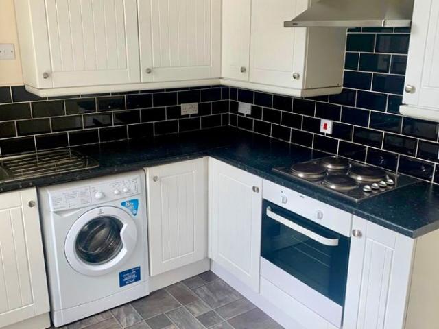 Balmoral View, Blairgowrie And Rattray PH10, 2 bed maisonette to rent, £825 pcm | PrimeLocation