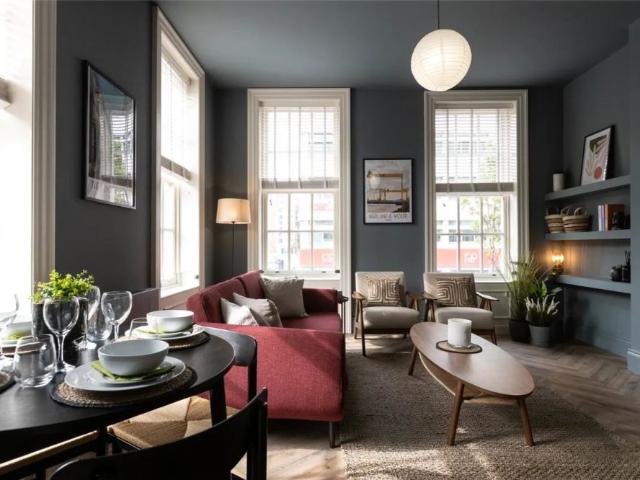 Balmoral Buildings 2 Bedroom Apt, 11 13