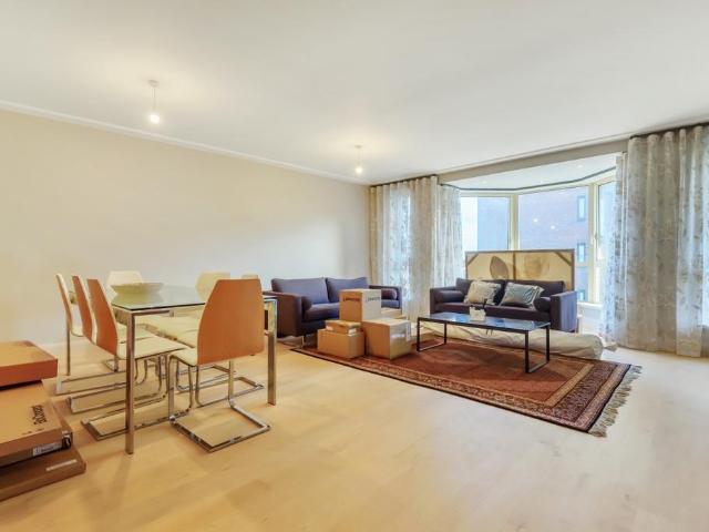 Balmoral Court, 20 Queen's Terrace, London, NW8 6EB, United Kingdom | 3 bed apartment for rent #135867030 | Rentberry