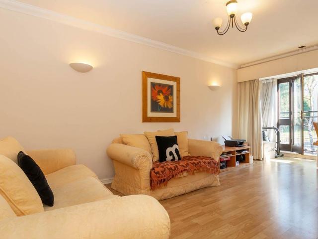 Balmoral Court, Scotland Street B1, 2 bed flat to rent, £1,100 pcm | PrimeLocation