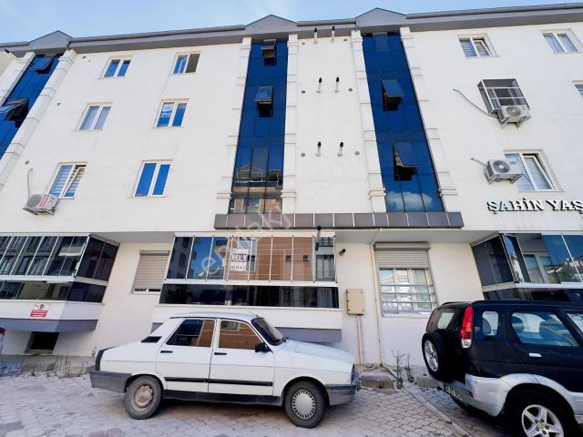 Balnovadan Adliye Yakınında 1+1 Eşyalı Cam Balkonlu Kiralık Dair
