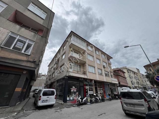 Balnovadan Çarşı Merkezde 2+1 Satılık Daire