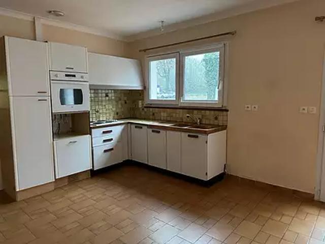 Bapaume 62450 Location appartement 2 pièces t2 au dernier étage parking