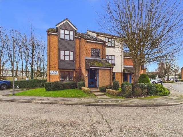 Bartholomew Tipping Way, Stokenchurch, High Wycombe, Buckinghamshire HP14, 2 bed flat to rent, £1,150 pcm | PrimeLocation