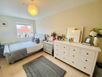 Bartholomew Court, Norwich NR1, 2 bed flat to rent, £1,250 pcm | PrimeLocation