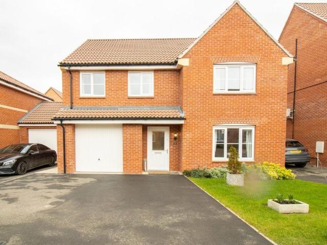 Bartholomew Close, Edwalton, Nottingham, Nottinghamshire NG12, 4 bed detached house to rent, £2,200 pcm | PrimeLocation
