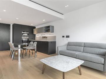 Bartholomew Close, London, EC1A 1 bed apartment to rent £3,500 pcm £808 pw