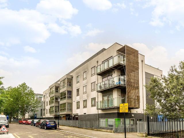 Bartholomew House, North Kensington, London W10, 1 bed flat to rent, £2,250 pcm | PrimeLocation
