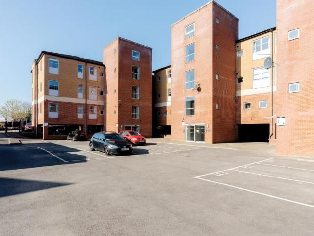 Bartholomews Square, Horfield, Bristol BS7, 2 bed flat to rent, £1,500 pcm | PrimeLocation
