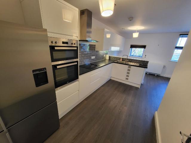 Bartholomews Square, Horfield, Bristol BS7, 2 bed flat to rent, £1,500 pcm | PrimeLocation