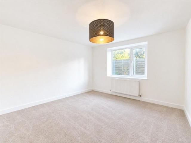 Barton Hill Road, Bristol, BS5 0AP