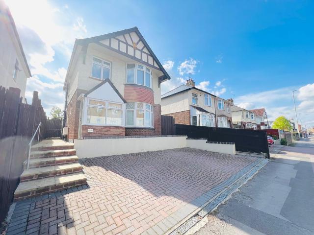 Barton Street, Gloucester GL1, 4 bed detached house to rent, £1,500 pcm | PrimeLocation