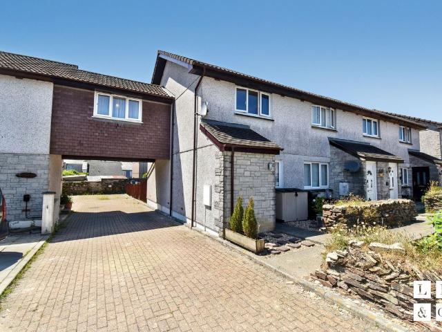 Barton Road, Central Treviscoe PL26, 3 bed terraced house to rent, £1,100 pcm | PrimeLocation