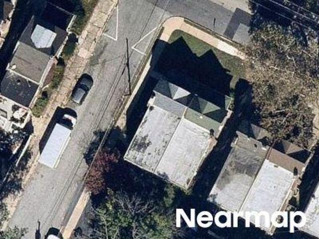 Bartlett Ave