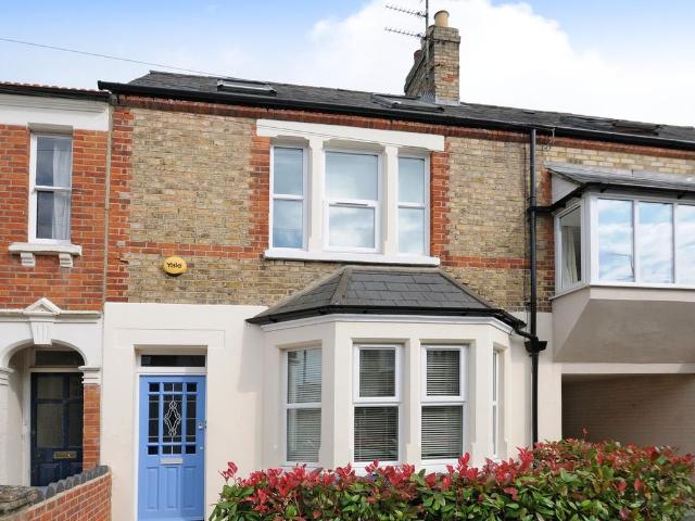Bartlemas Road, East Oxford OX4, 2 bed flat to rent, £1,850 pcm | PrimeLocation