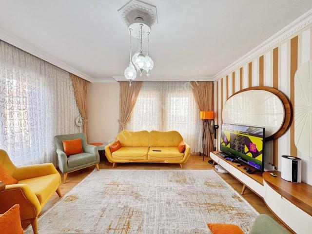 Barut Emlaktan Merkezde Masrafsız Kök Tapu Güney 3+1 Daire 3.kat
