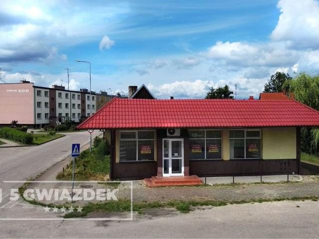 Lokal usługowy 472 m2 z dużymi witrynami i parkingiem