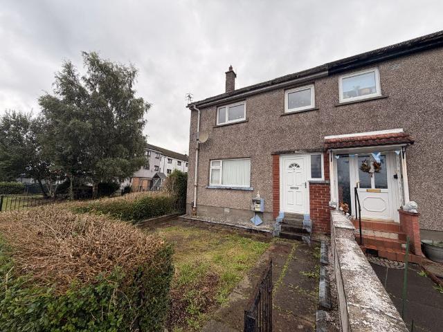 Barwood Hill, Dumbarton G82, 3 bed flat to rent, £995 pcm | PrimeLocation