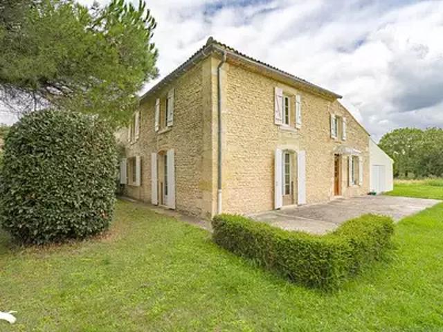 Barzan 17120 Achat / Vente maison 7 pièces t7 parking