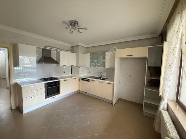 Barış Cad. Cephe Prestij Residence ' De 5+1 Satılık Arakat