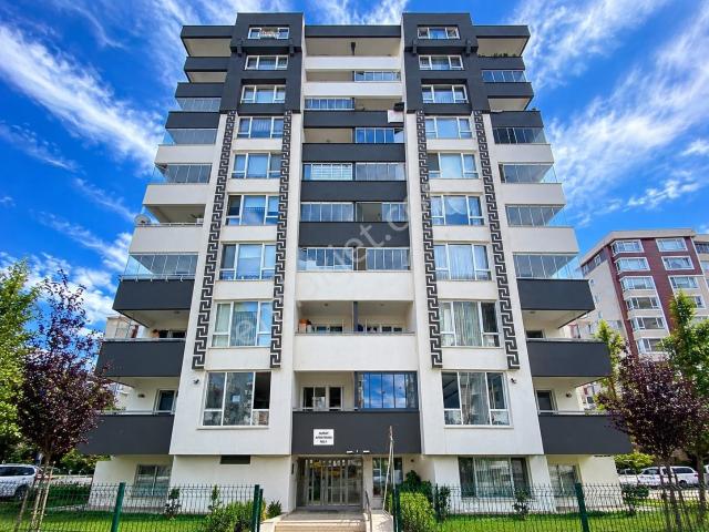 Barış Barutçu Gayrimenkul'den Güre Mah. 3+1 Kiralık Daire