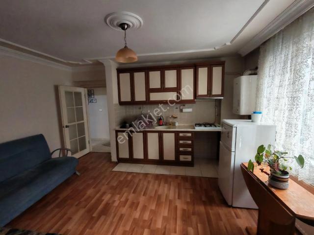 Barış Gayrimenkul'den Karaağaç'ta Eşyalı Giriş Kat Daire