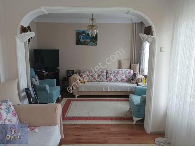 Barış Gayrimenkul'den İpekçilik Cadde Üzeri Manzaralı 2+1 Daire
