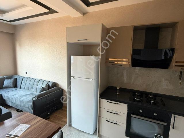 Barış Emlaktan Karşıyaka Jandarma Yanı Kiralık 1+1 Eşyalı Ve Eşyasız Daireler