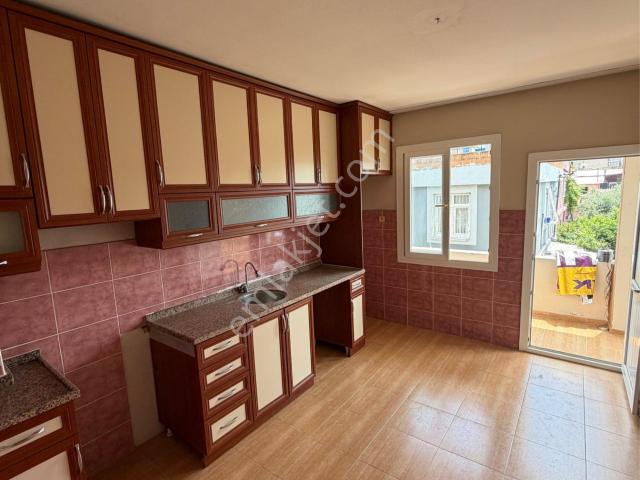 Barış Mah. 3+1 Ferah Ve Geniş Oturumlu Aylık Kiralık Daire