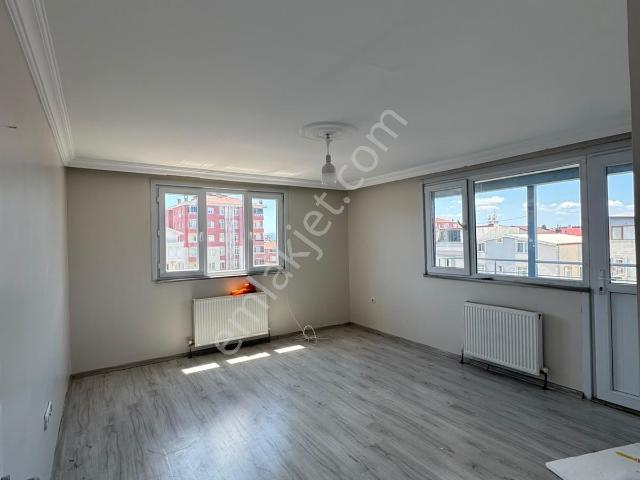 Barış Mh Caddeye Yakın 110m² Ferah 2+1 Kiralık Daire | Yıldızlar