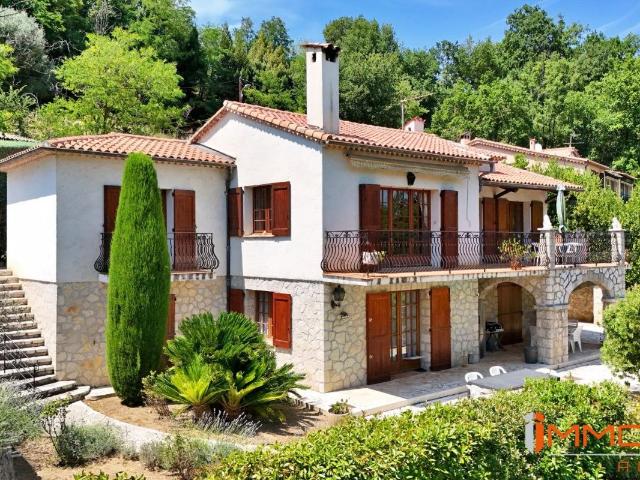 Bar sur Loup, à vendre villa de 165m2, 4 chambres, piscine. 165m² Le Bar sur Loup