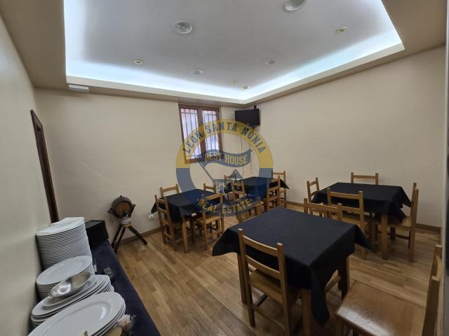 Bar restaurante a la venta en el centro de León