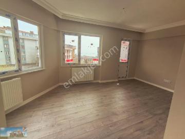 Barış'tan İçi Full Yenilenmiş Manzaralı Kiralık Daire