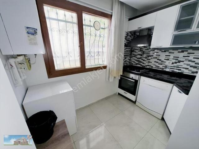 Barış'tan Tepeüstü Merkezde Kiralık Düz Giriş Daire