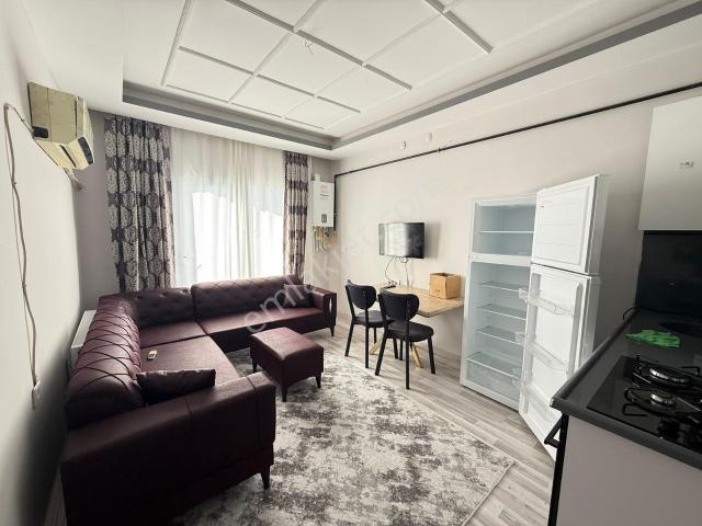 Barak Emlak'tan Hastane Arkası Kiralık 1+1 Eşyalı Daire