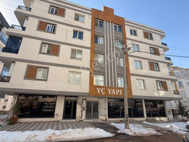 Barak Emlak'tan Merkezi Konumda Satılık Lüks 2+1 Daire