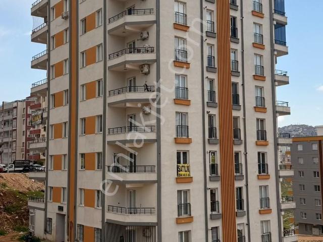 Barak Emlak'tan Sosyal Bilimler Civarı Satılık Lüks 2+1 Daire