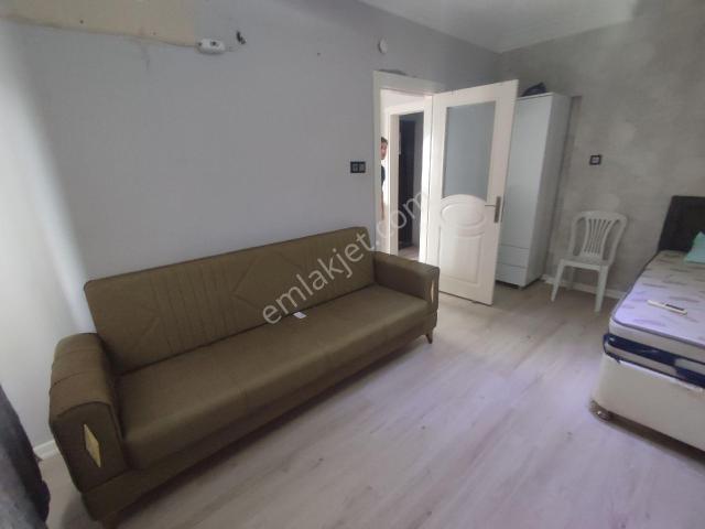 Baraj Yolu Civarında Kiralık Eşyalı Daire 1+1