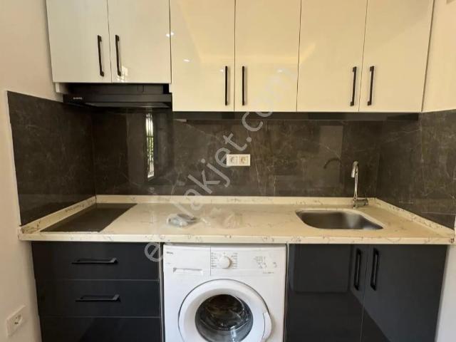 Çukurova Da Baraj Yolu Duygu Cafe Caivarında Eşyalı Kiralık 1+1