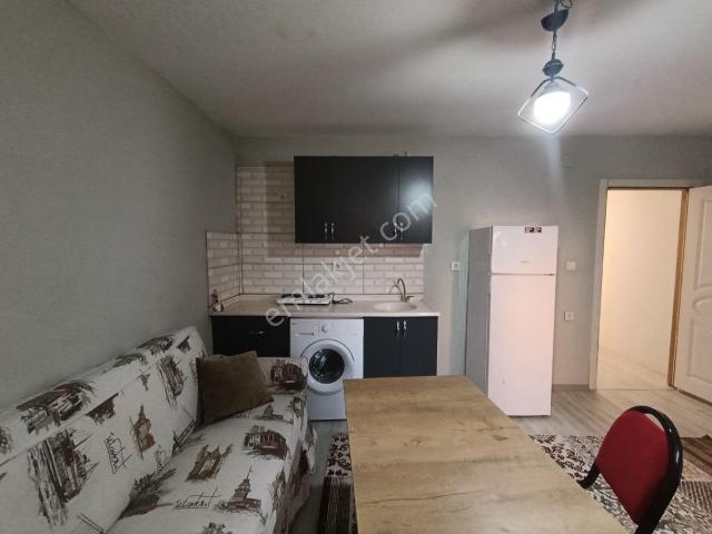 Baraj Yolu Ust Gecit Civari 1+1 Esyali