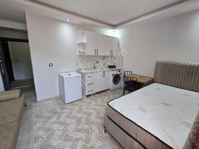 Seyhan Baraj Yolunda Eşyalı Kiralık 1+0