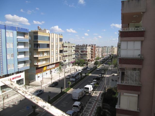 Baraj Emlak Merkezi Konumda Satılık Daire