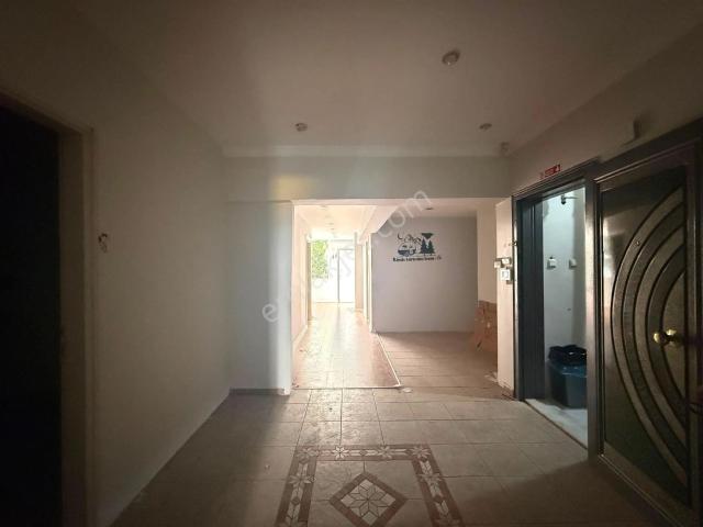 Barajyolu Bulvar Üzerinde 4+1 Kapalı Mutfak Çok Cazip Kaçmaz