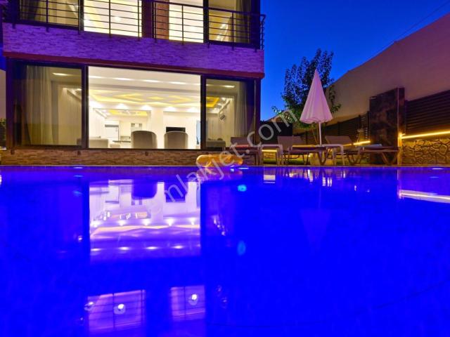 Baran Emlak Tan Çamköyde Satılık Villa
