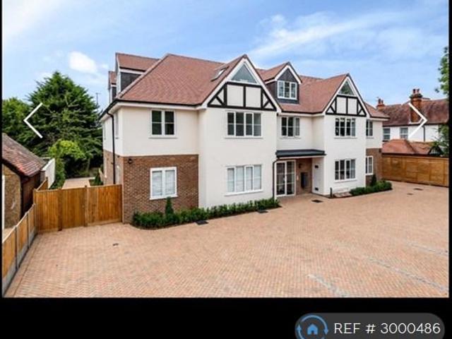 Baran House, Bromley, BR2 2 bed flat to rent £2,600 pcm £600 pw