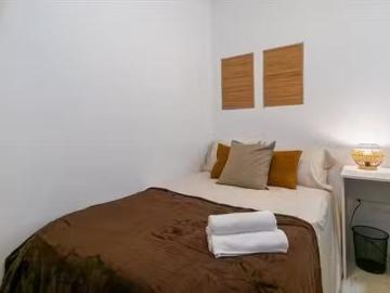 Barato Habitación en 668 Carrer de Còrsega
