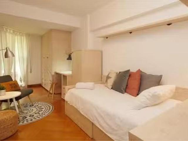 Encantador Habitación en 70 Carrer de Wellington