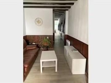 Encantador Habitación en 9 Calle de la Iglesia