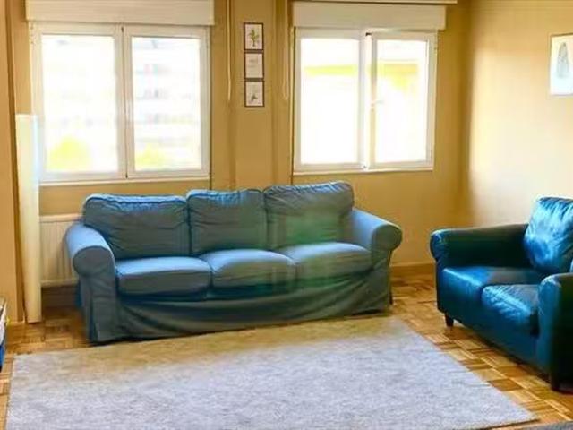Nuevo Habitación en 10 Calle Tirso de Molina