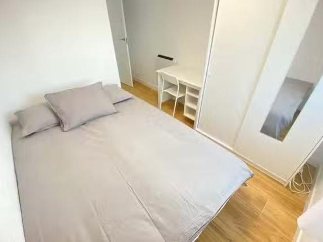 ¡En alquiler! Habitación en Avenida de la Albufera